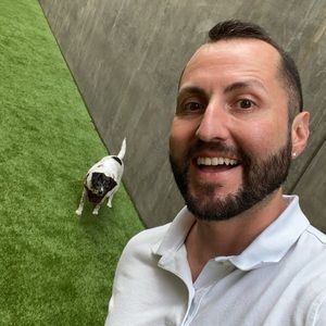 Meet your Posher, Christopher